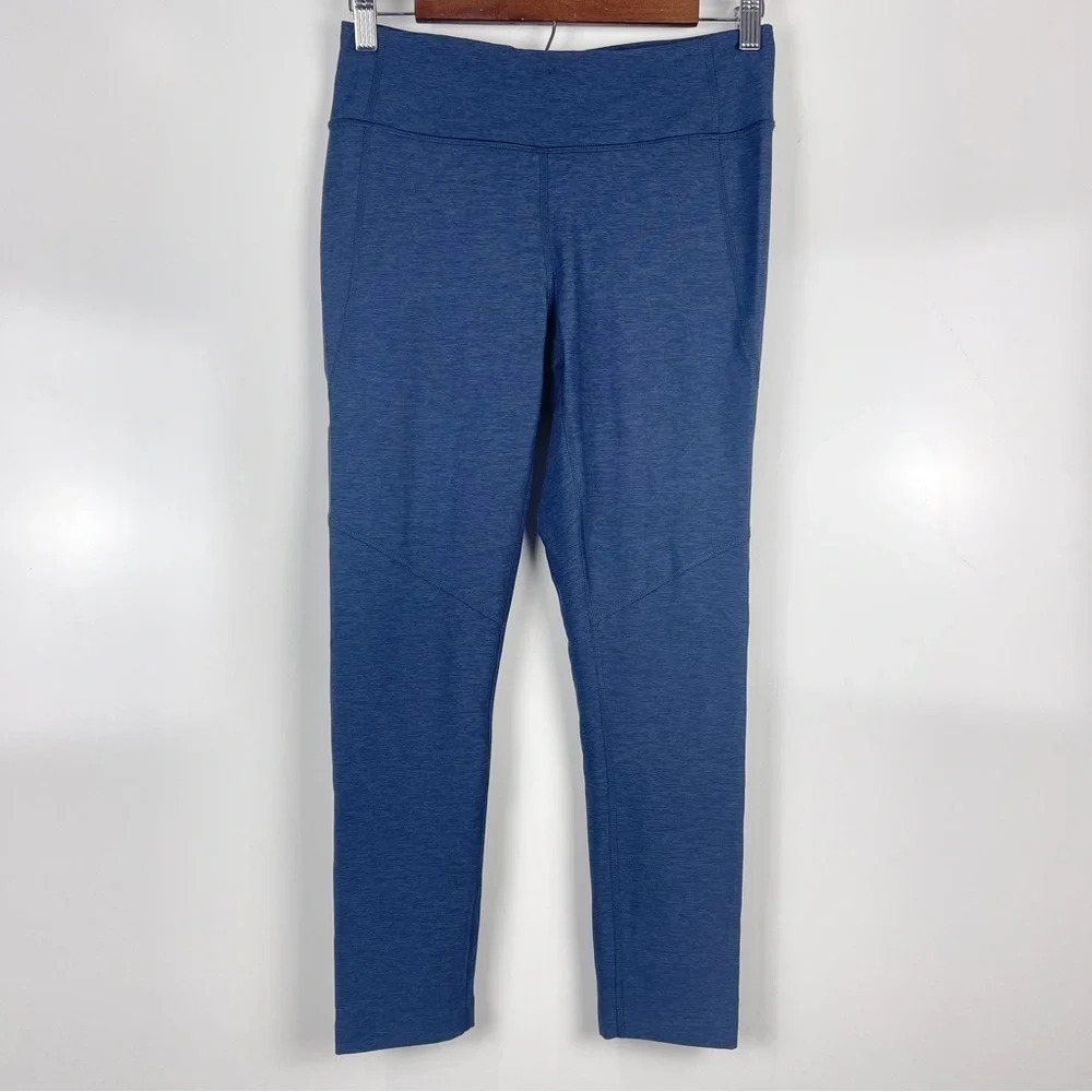 Outdoor Voices Blue Cropped Work Out Leggings Size Medium
